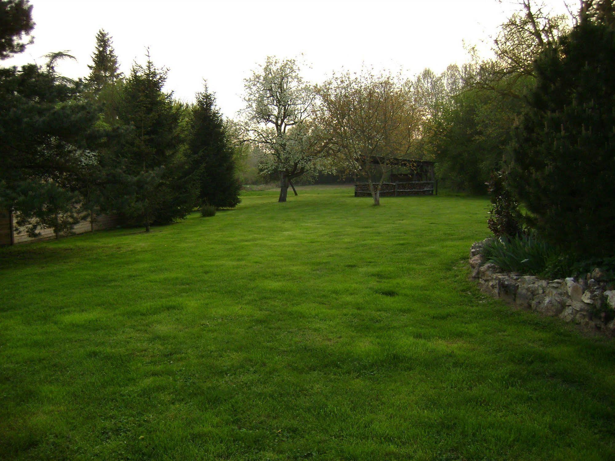 Les Chandelles Bed & Breakfast Villiers-le-Morhier Екстер'єр фото